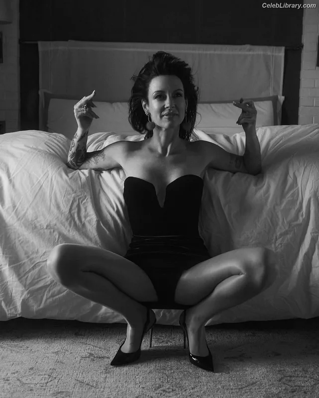 Amanda Shires photo 17 of 139