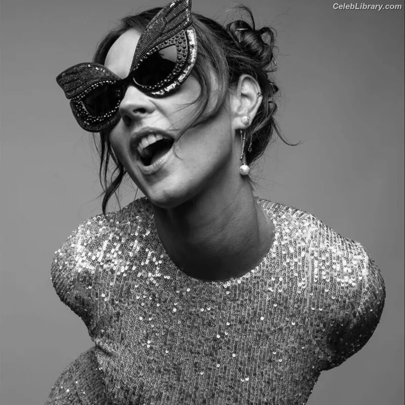 Amanda Shires photo 19 of 139