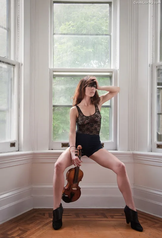 Amanda Shires photo 23 of 139