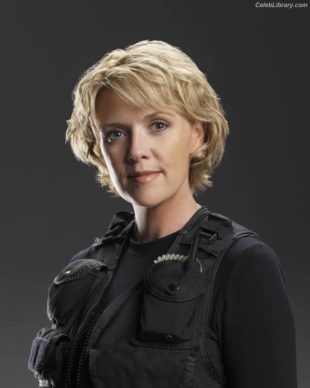 Amanda Tapping photo 17 of 73