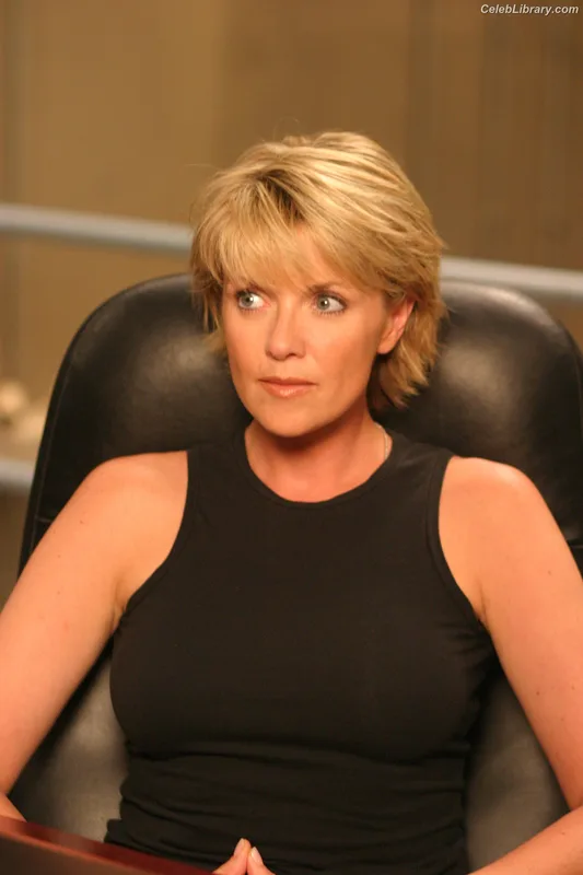 Amanda Tapping photo 20 of 73