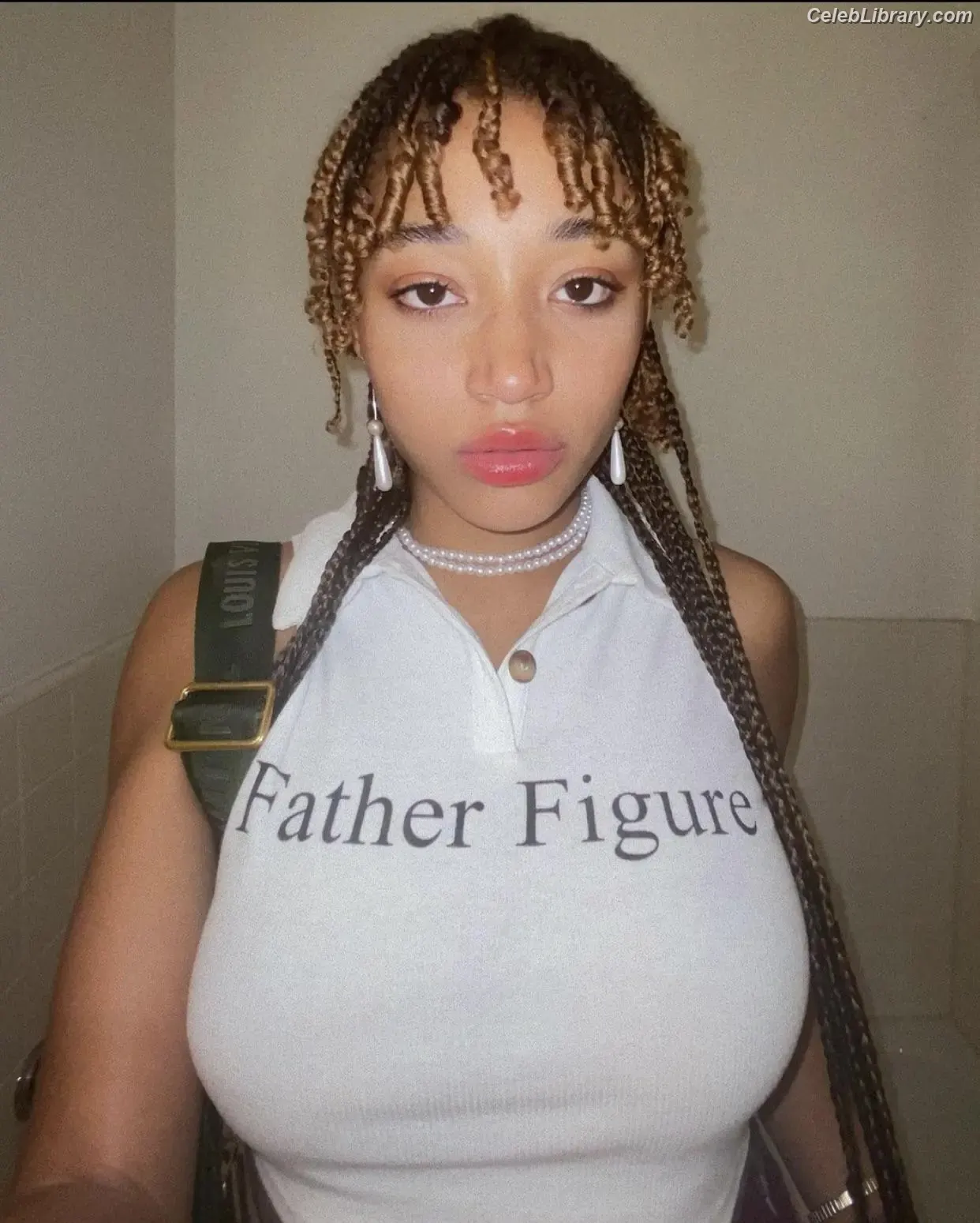 Amandla Stenberg photo 4 of 114