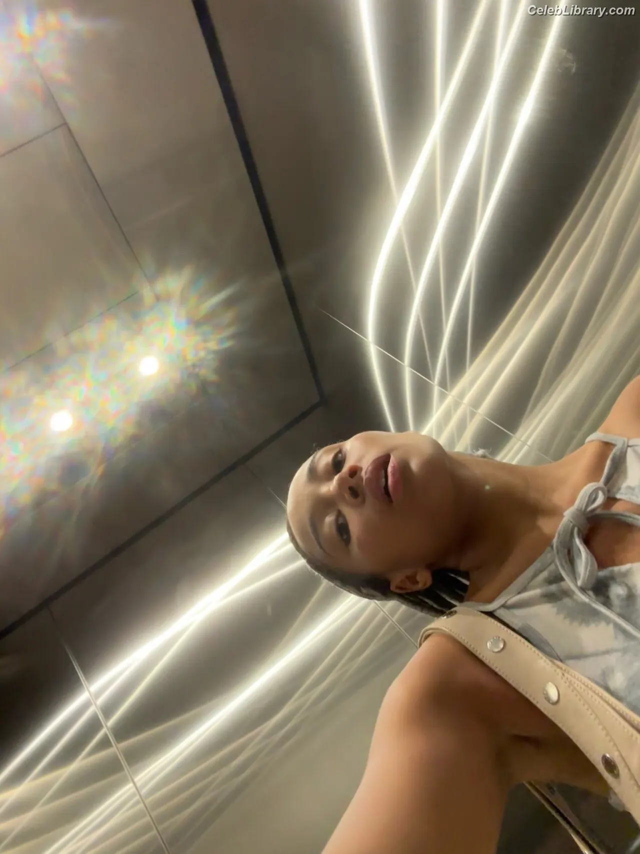 Amandla Stenberg photo 10 of 114