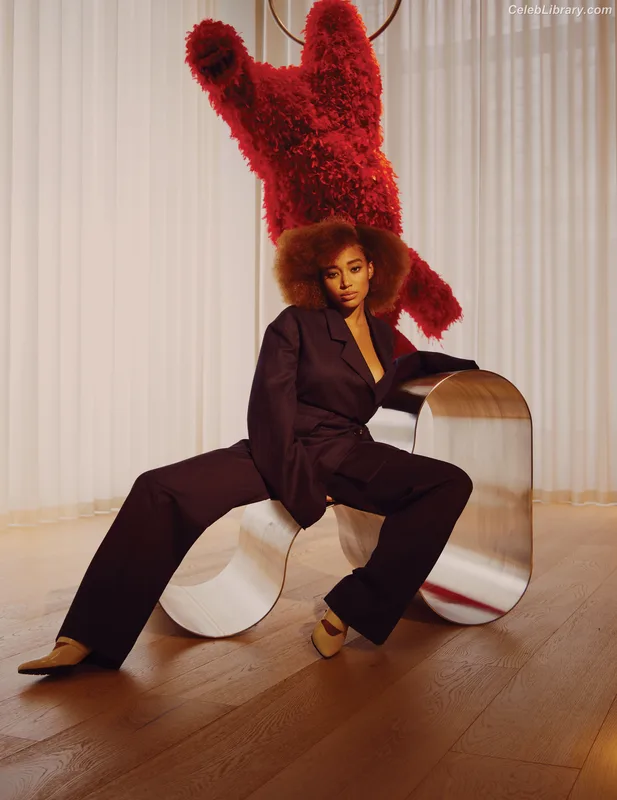 Amandla Stenberg photo 11 of 115