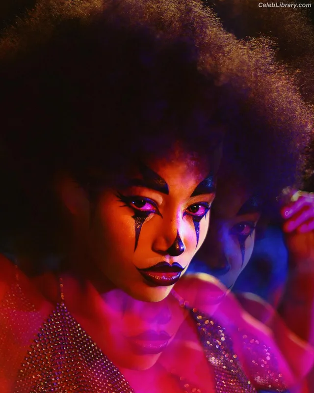 Amandla Stenberg photo 15 of 115
