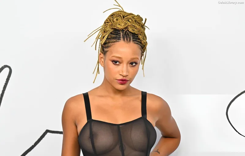 Amandla Stenberg photo 14 of 115