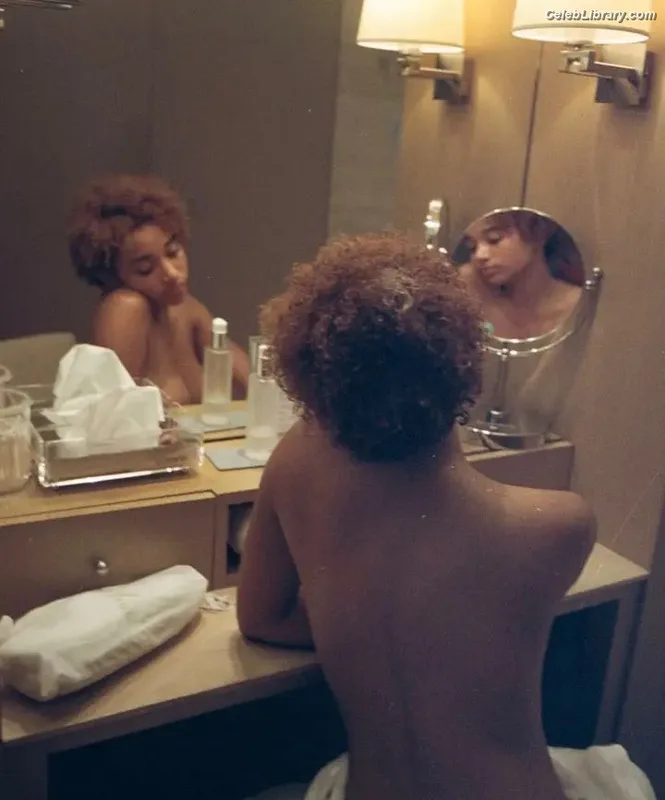 Amandla Stenberg photo 6 of 115