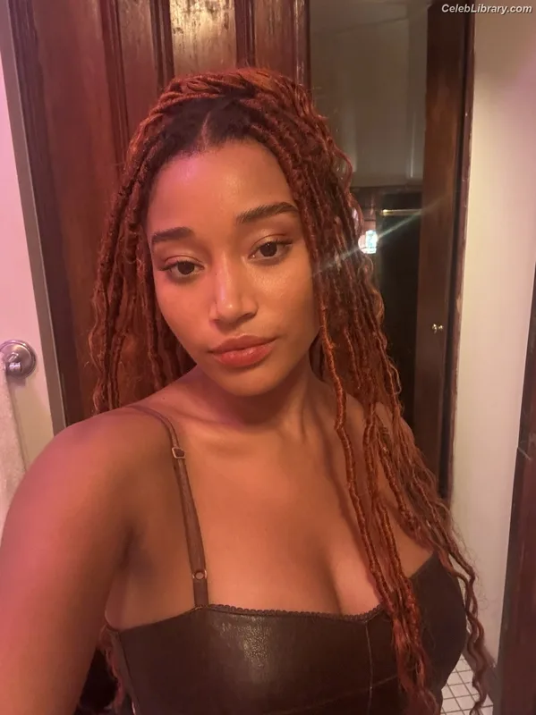 Amandla Stenberg photo 15 of 115