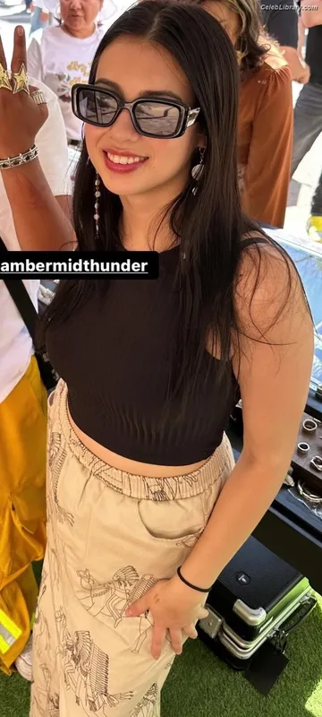Amber Midthunder photo 24 of 551