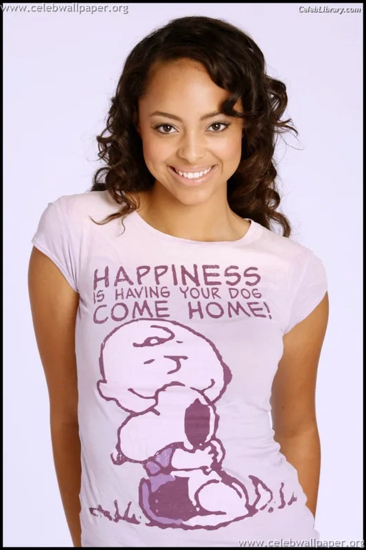 Amber Stevens West photo 21 of 64