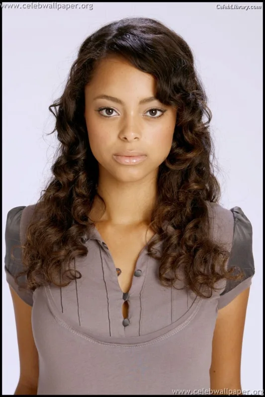 Amber Stevens West photo 2 of 64