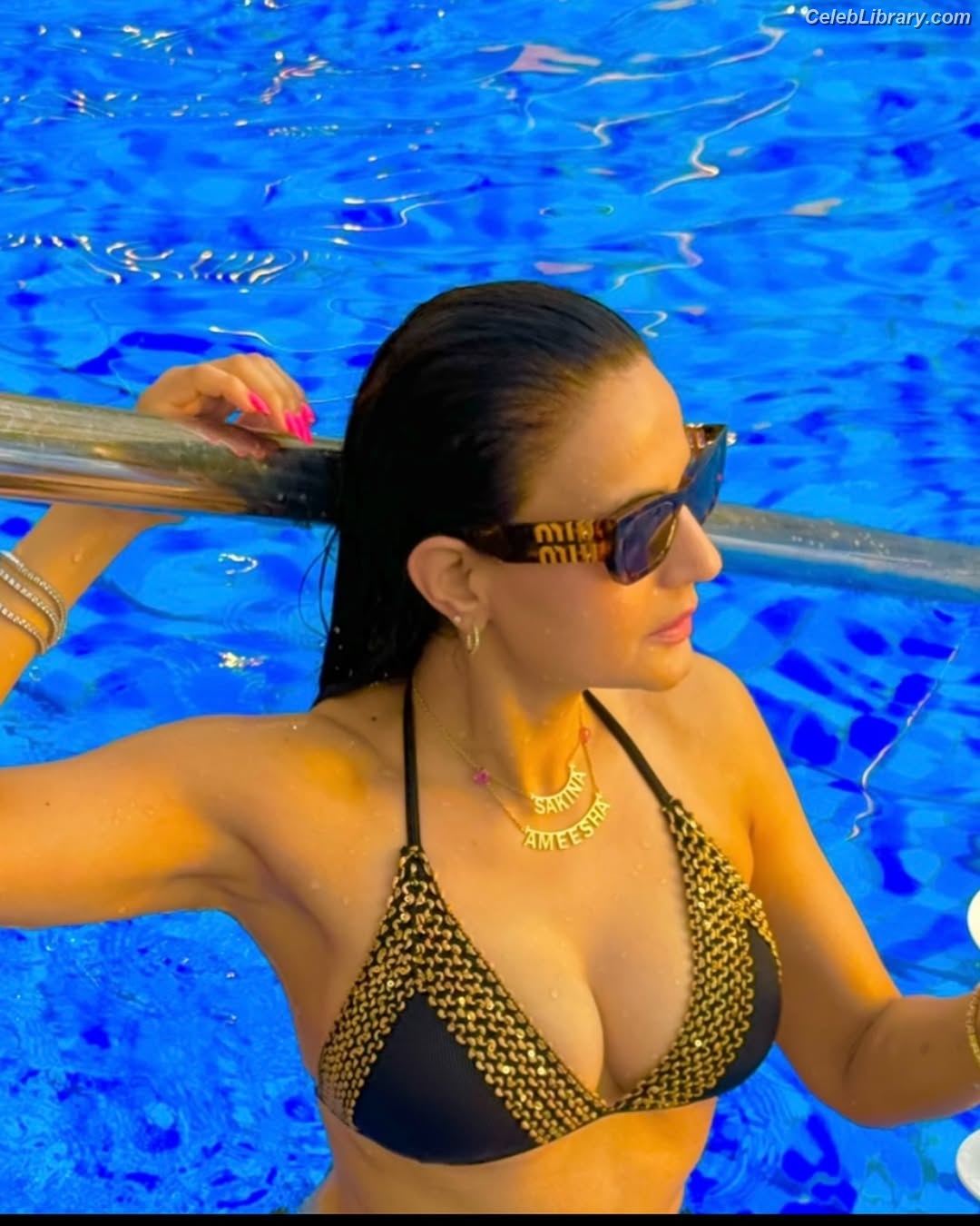 Ameesha Patel photo 3 of 52