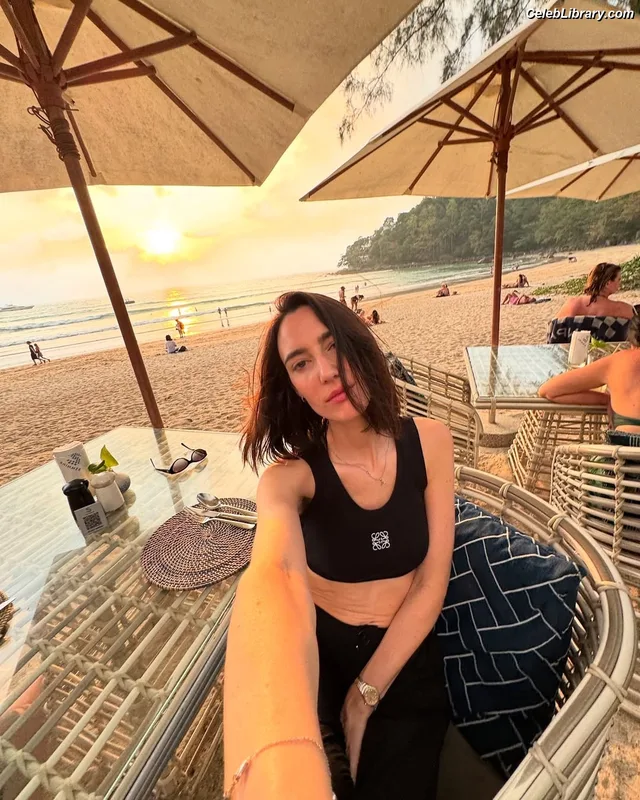 Amelie Lens photo 21 of 80