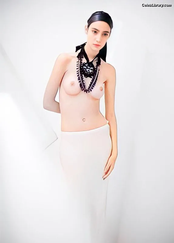 Amelie Lens photo 19 of 80