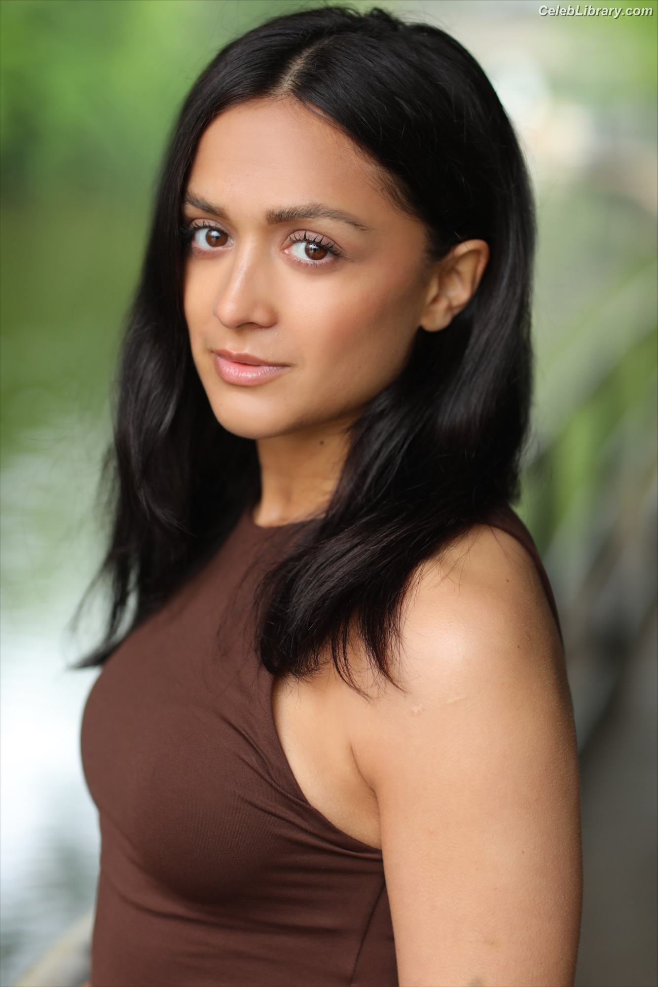 Amy Hickman photo 1 of 8