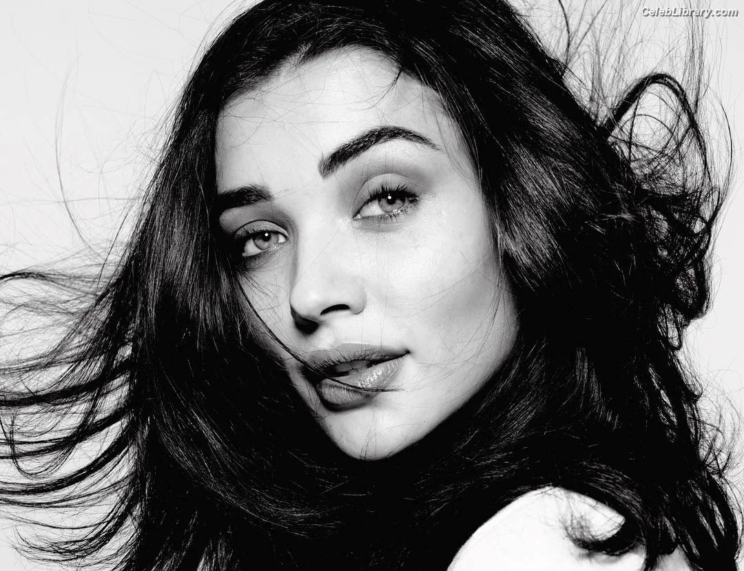 Amy Jackson photo 12 of 155