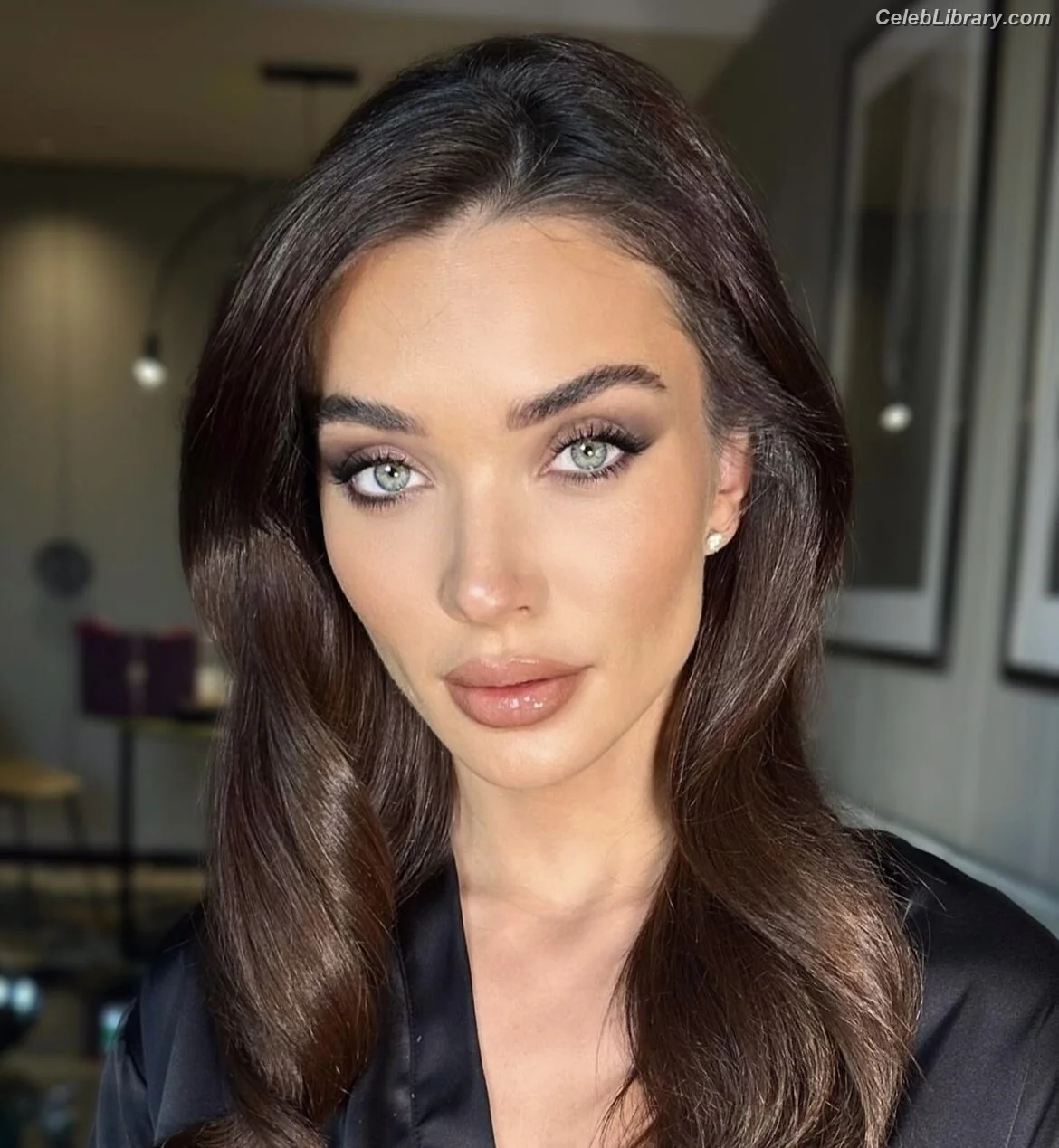 Amy Jackson photo 7 of 155