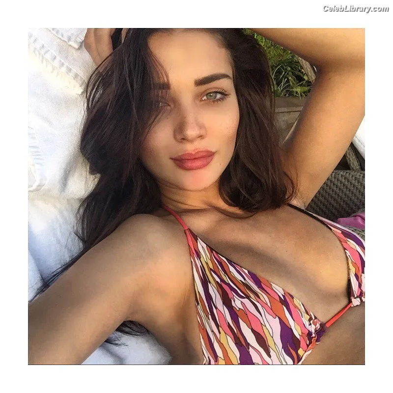 Amy Jackson photo 10 of 156