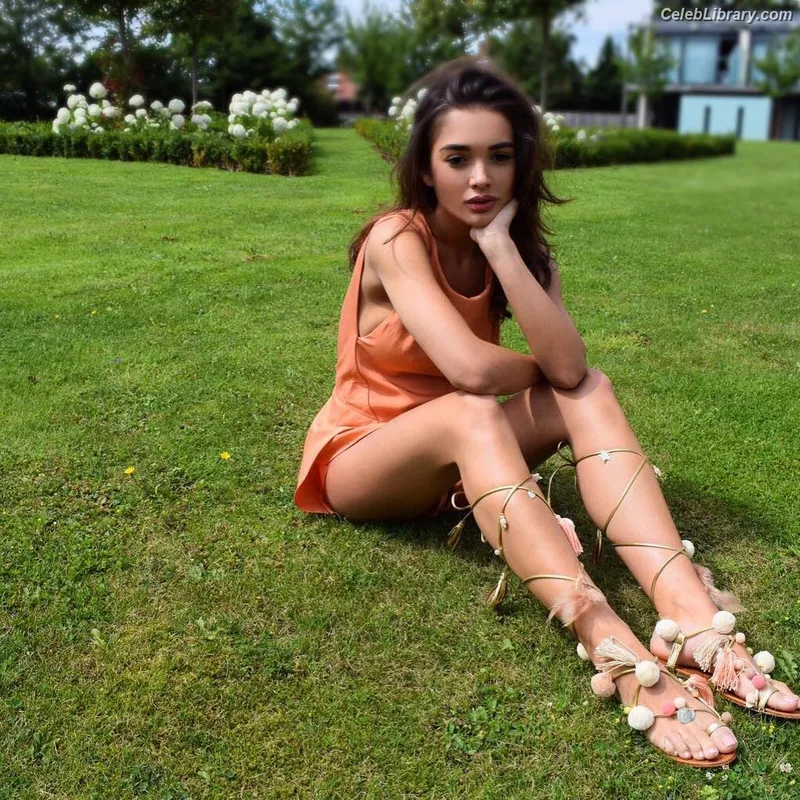 Amy Jackson photo 14 of 156