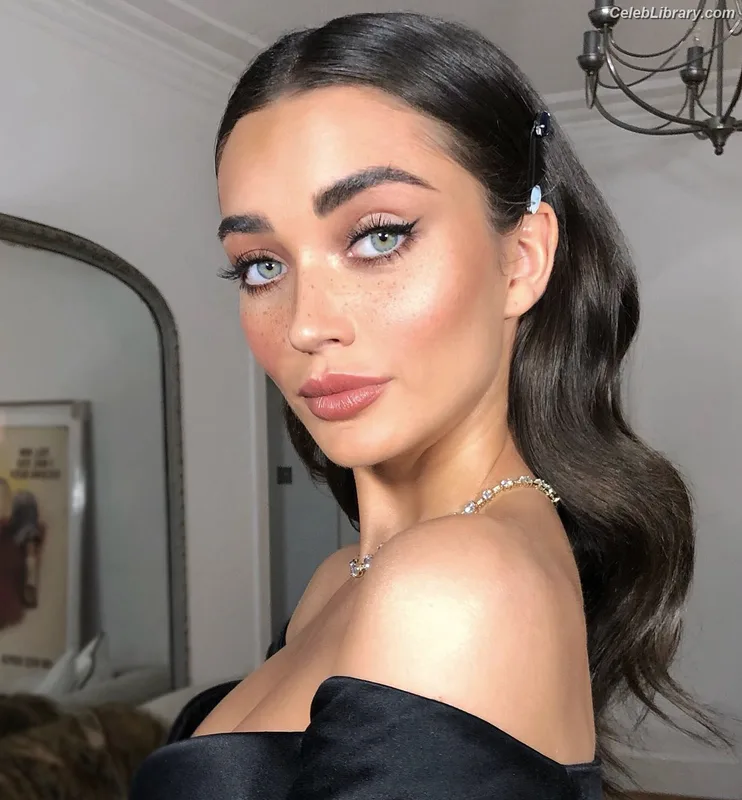 Amy Jackson photo 9 of 156