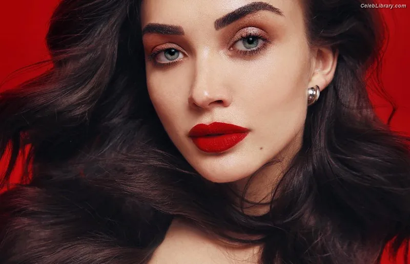 Amy Jackson photo 10 of 156
