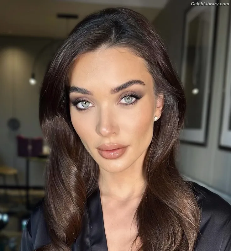 Amy Jackson photo 7 of 156