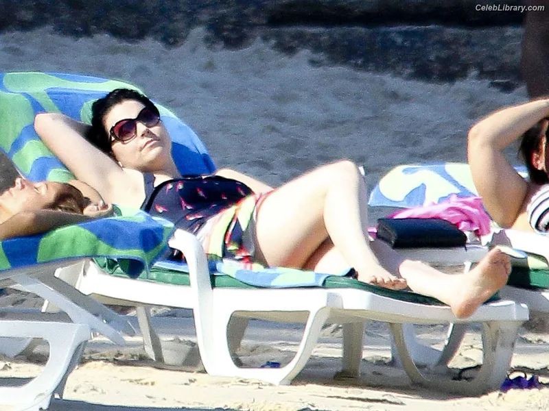 Amy Lee photo 8 of 34