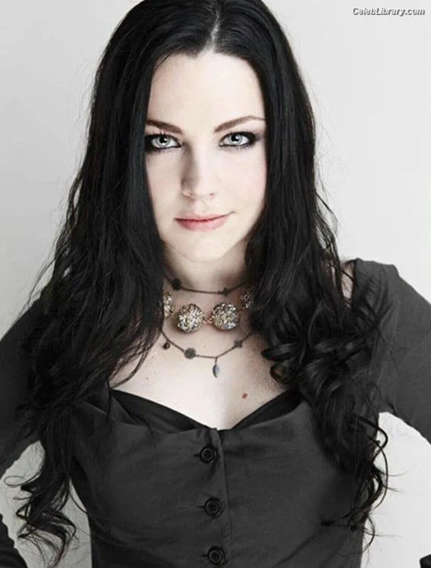 Amy Lee photo 20 of 34