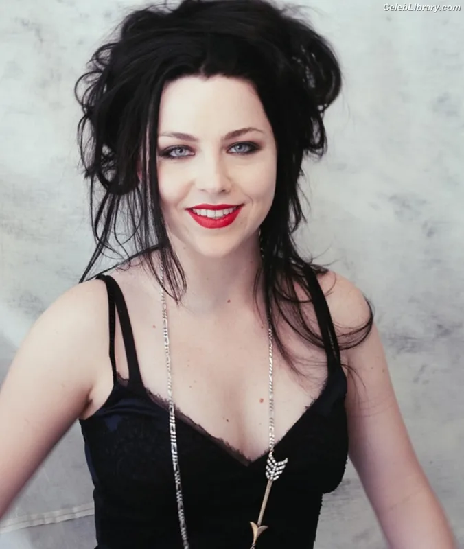 Amy Lee photo 9 of 34