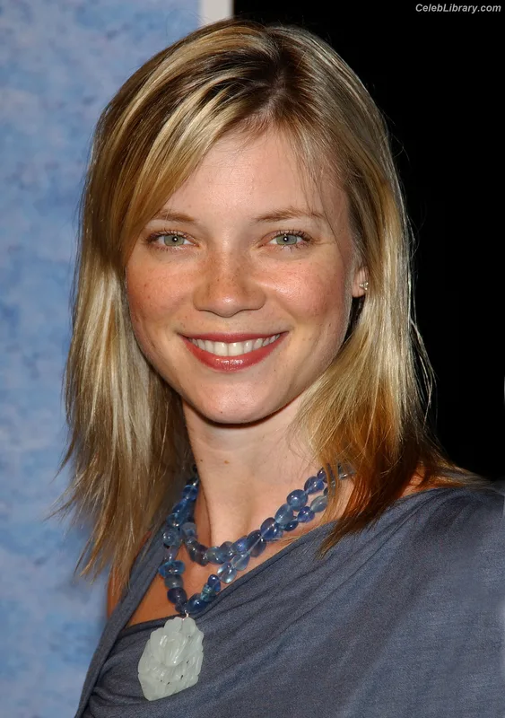 Amy Lysle Smart photo 5 of 55