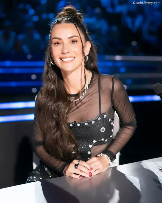 Amy Shark photo 14 of 120