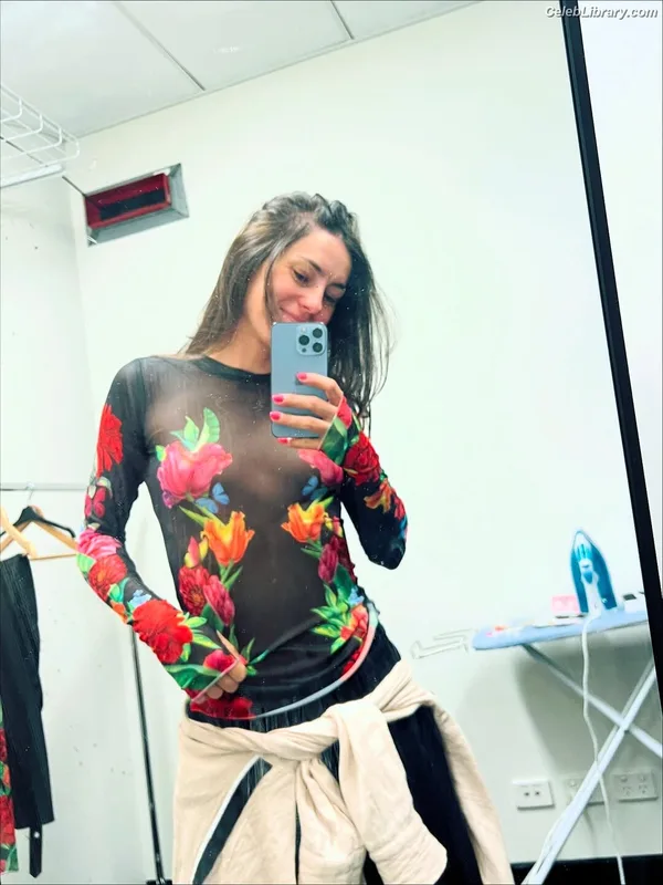 Amy Shark photo 10 of 120
