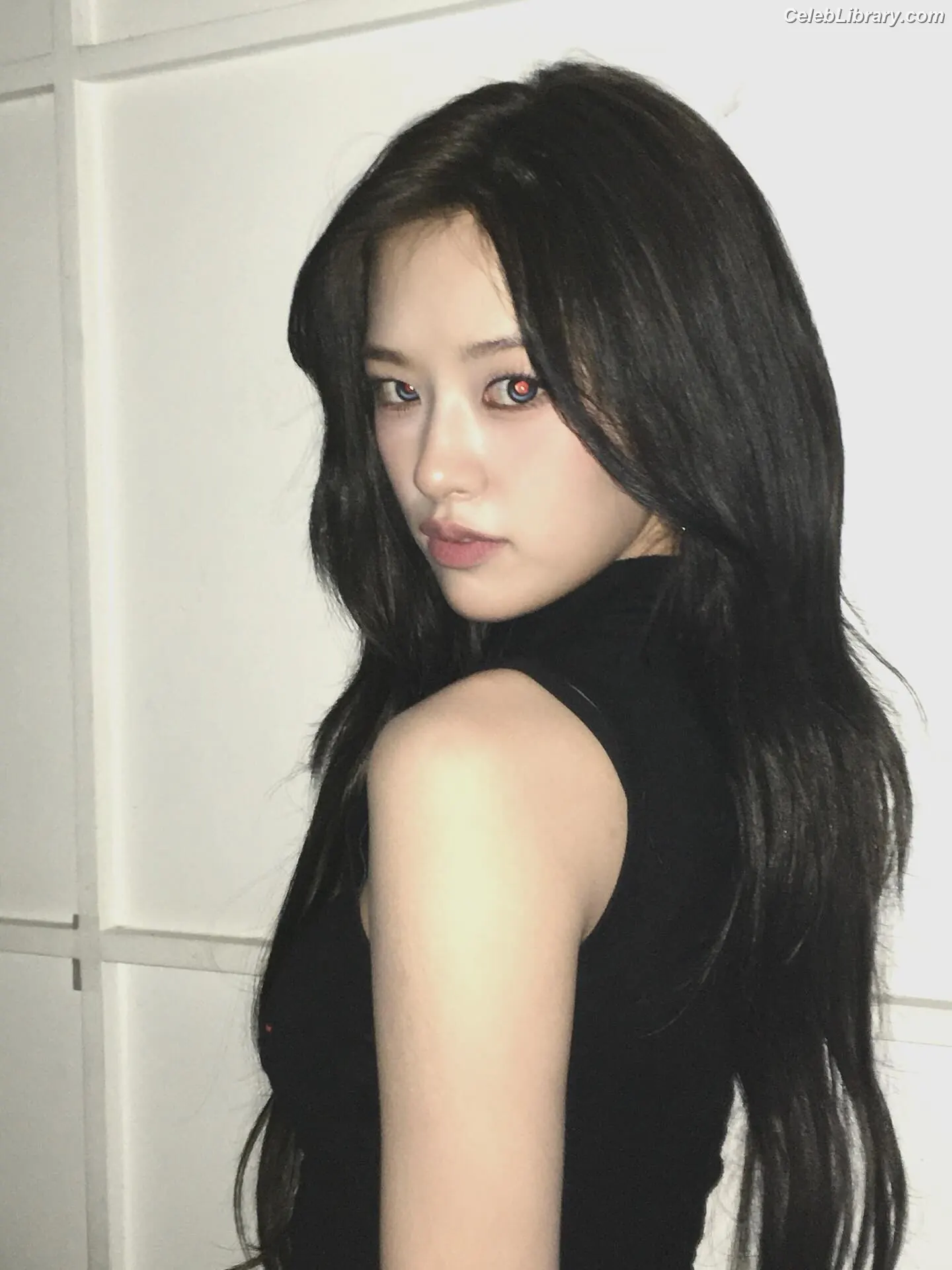 An Yujin photo 1 of 770