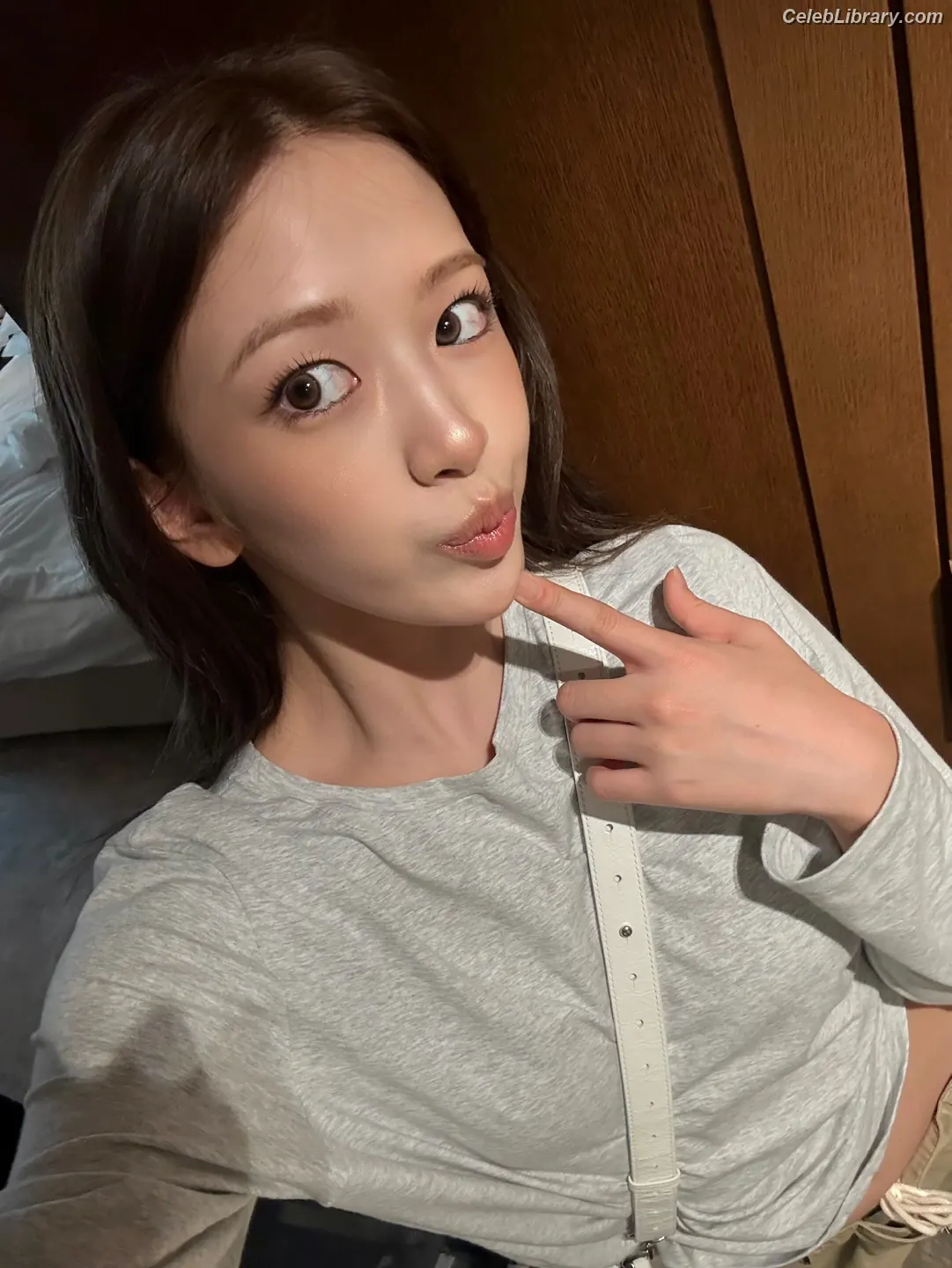 An Yujin photo 18 of 770