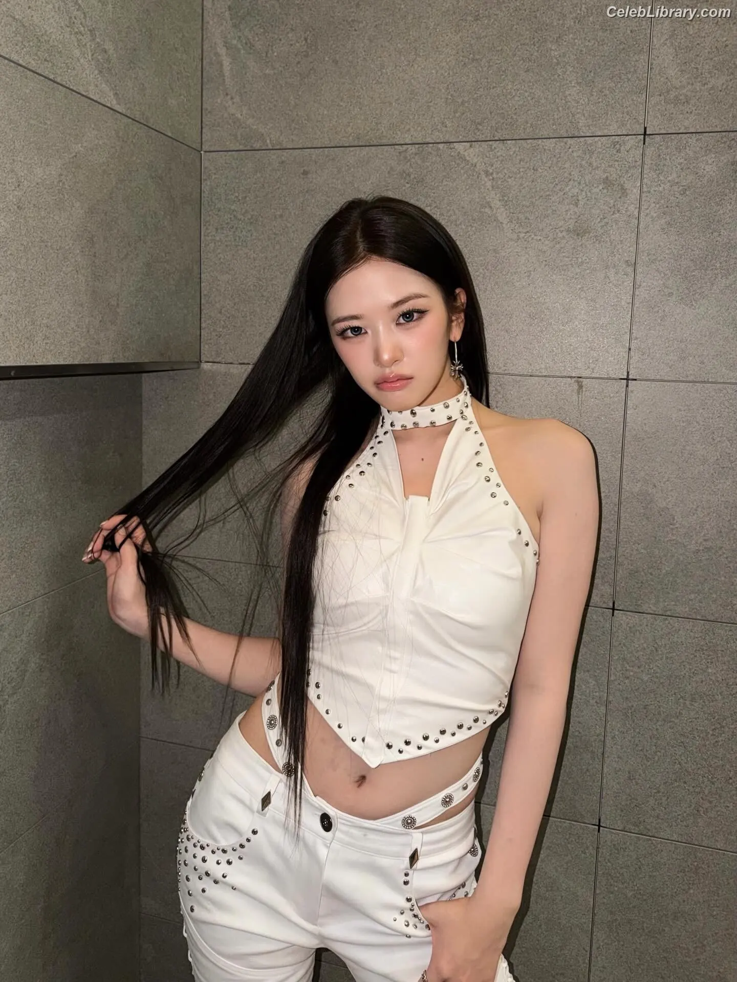An Yujin photo 11 of 770