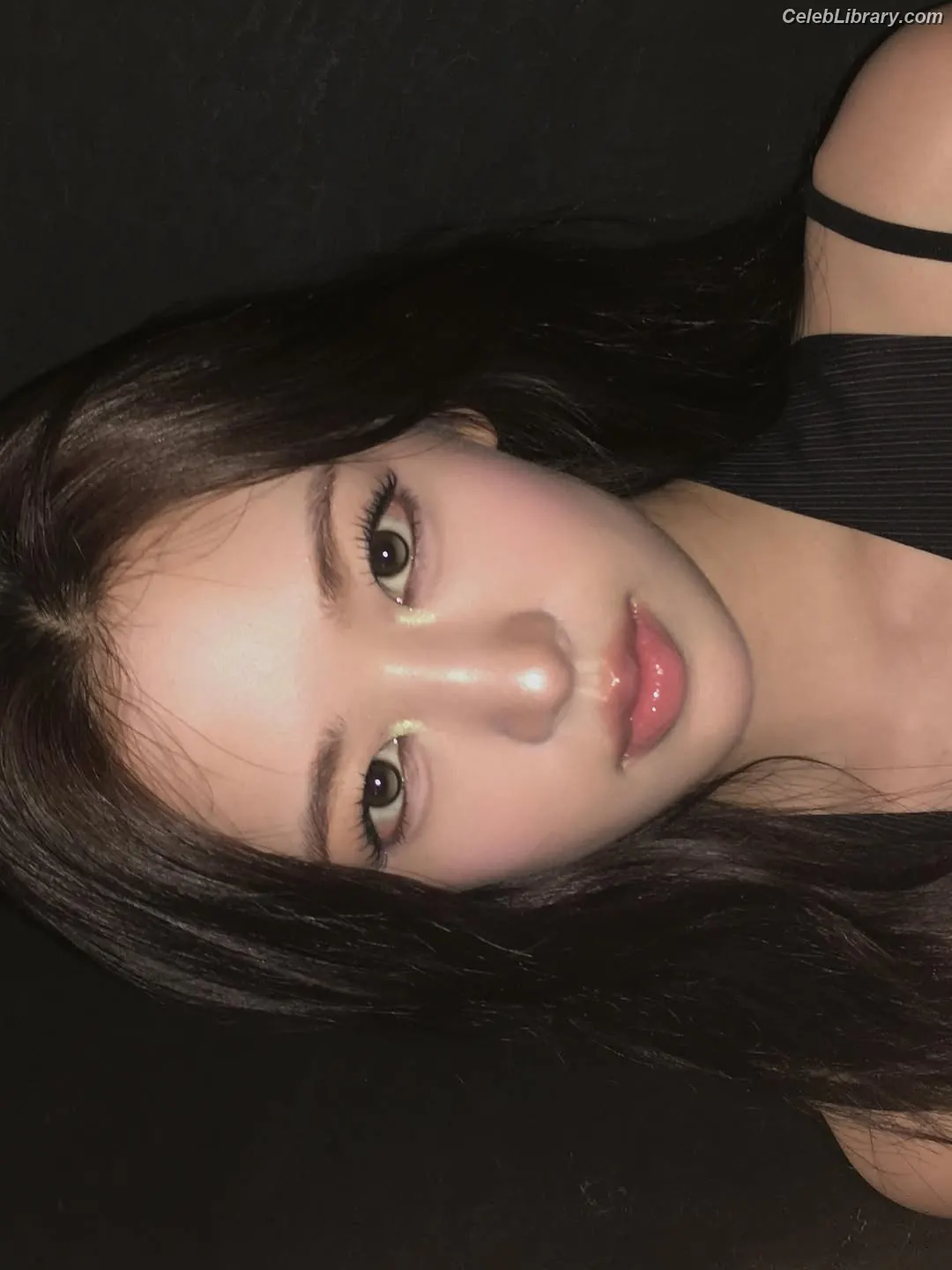 An Yujin photo 12 of 770