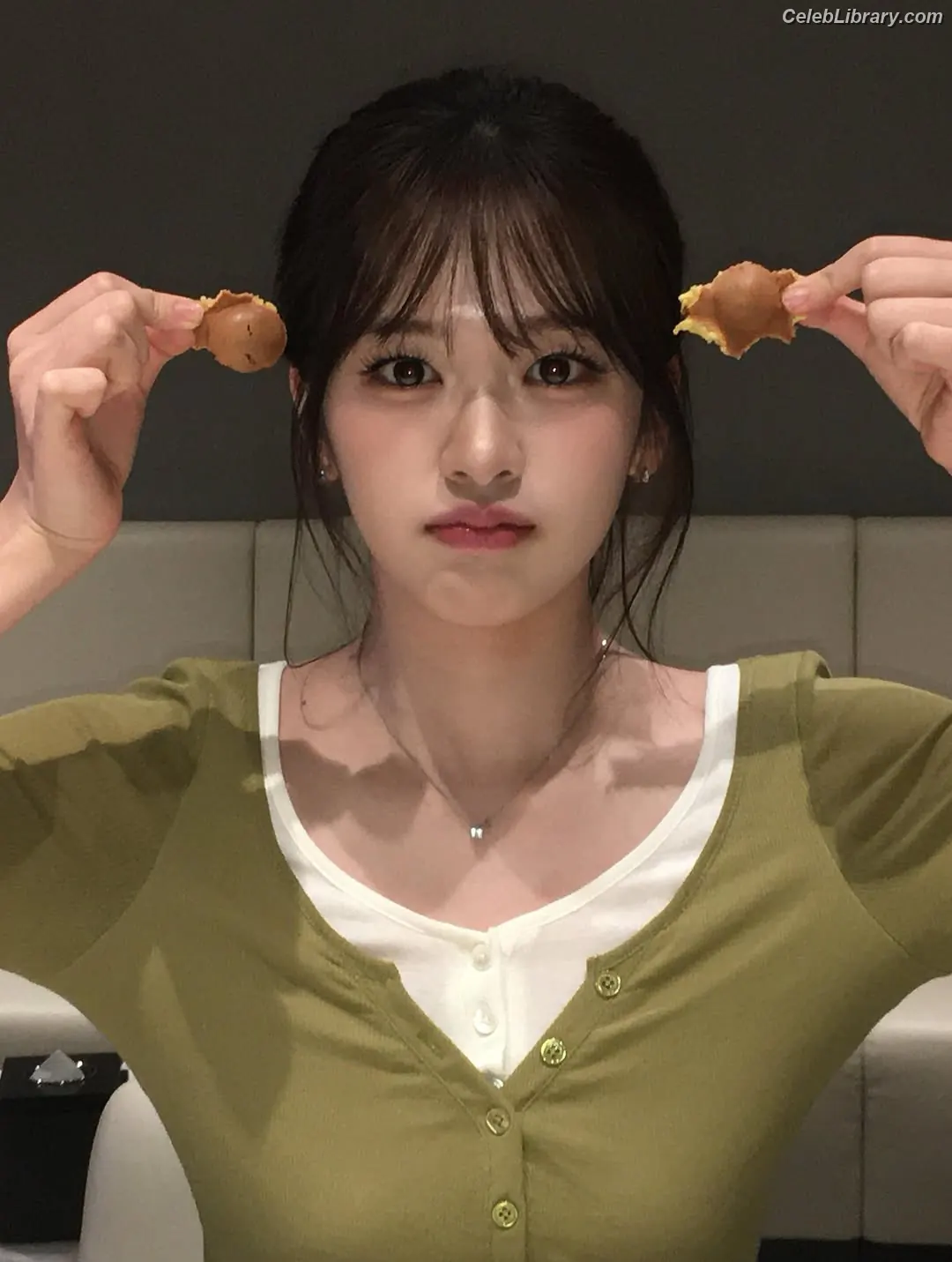 An Yujin photo 19 of 770