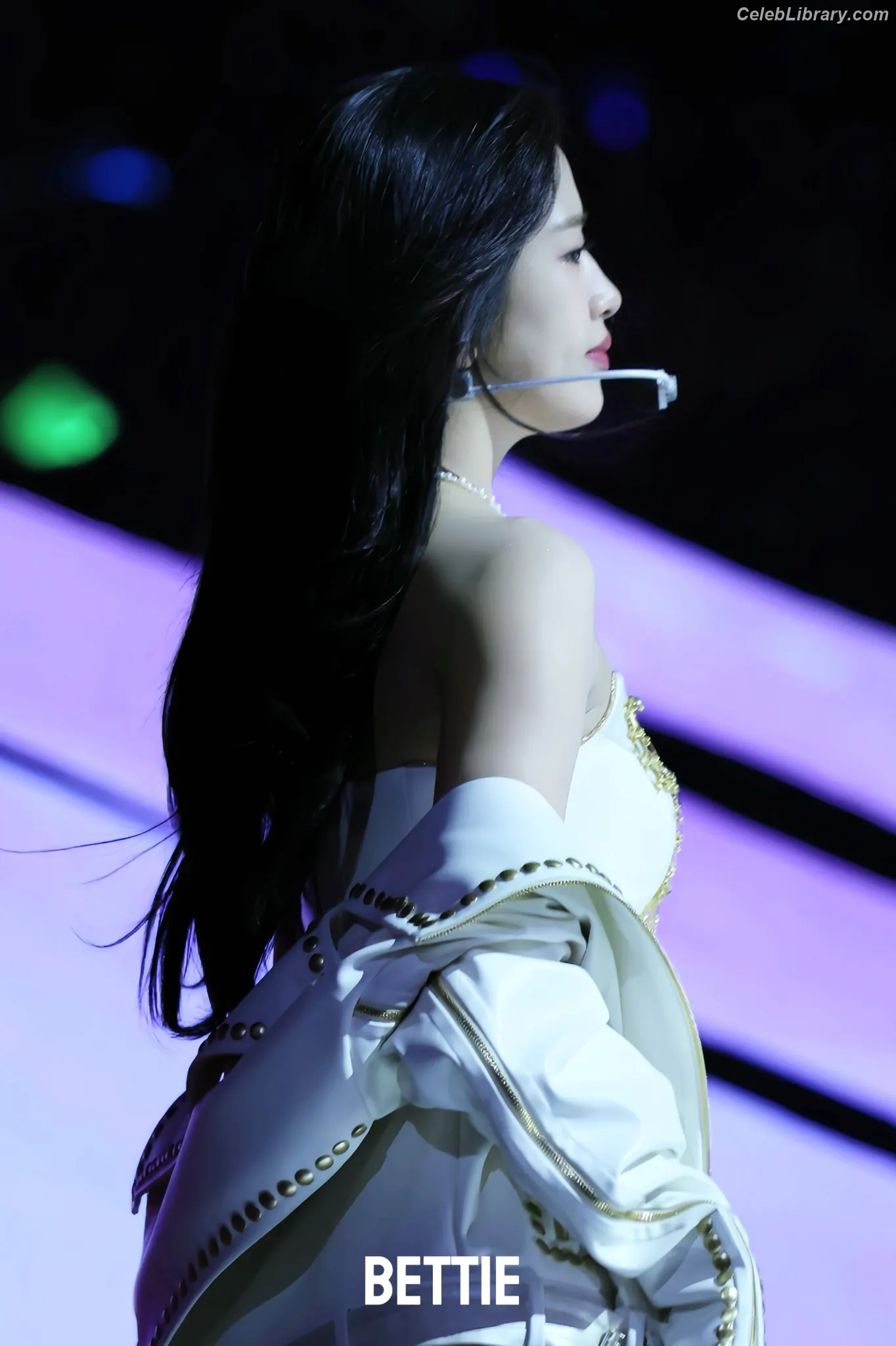 An Yujin photo 7 of 770