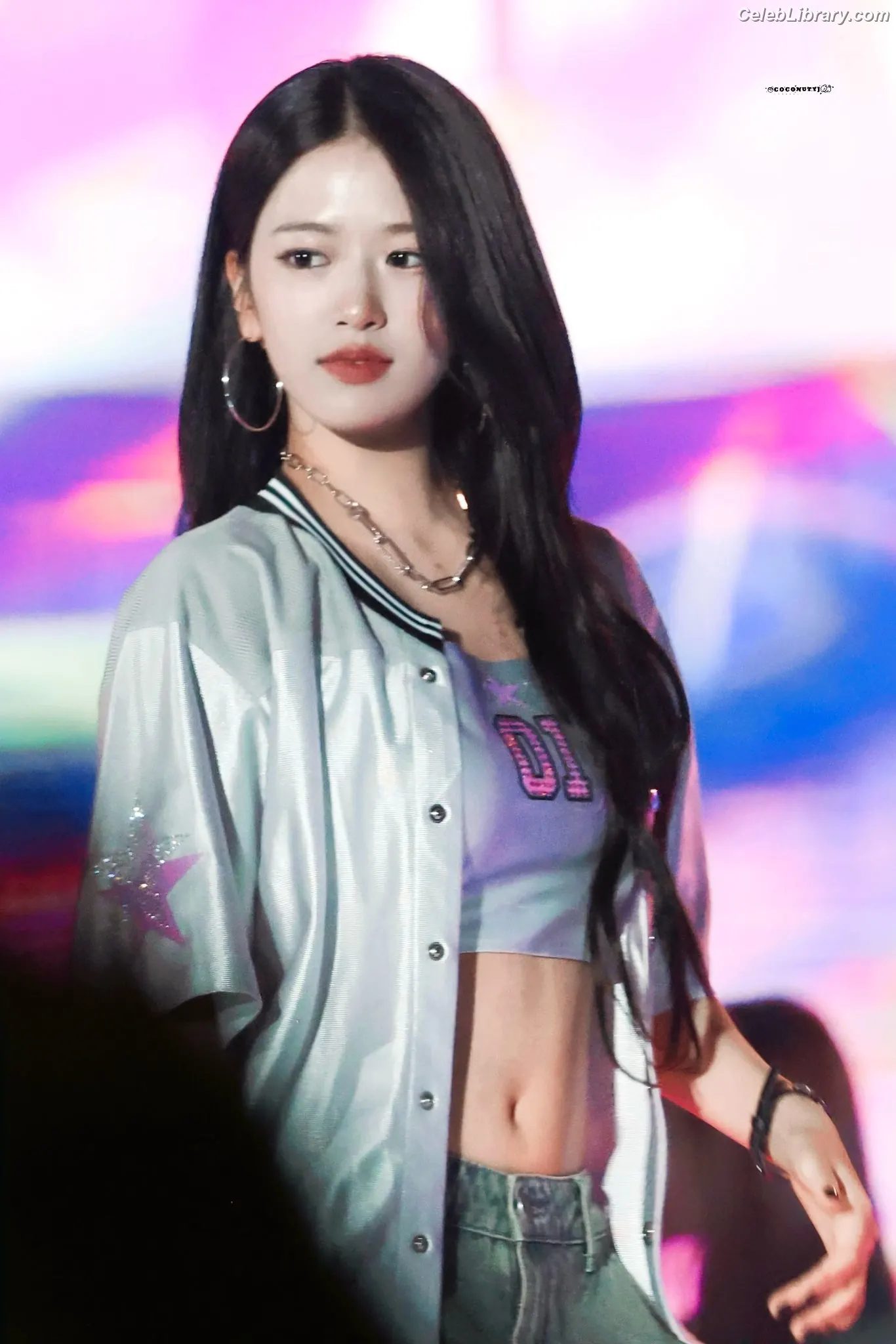 An Yujin photo 21 of 770