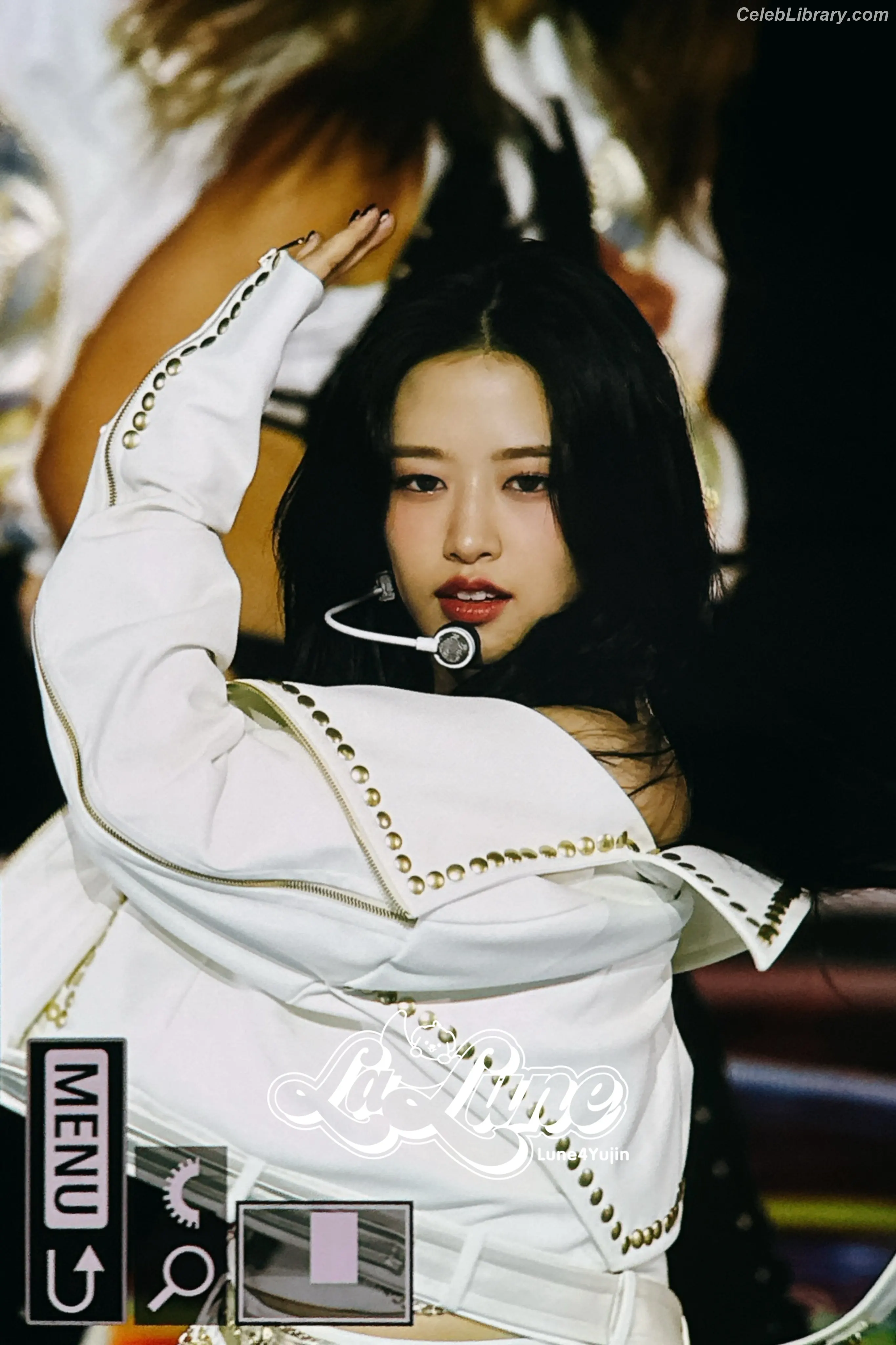 An Yujin photo 15 of 770