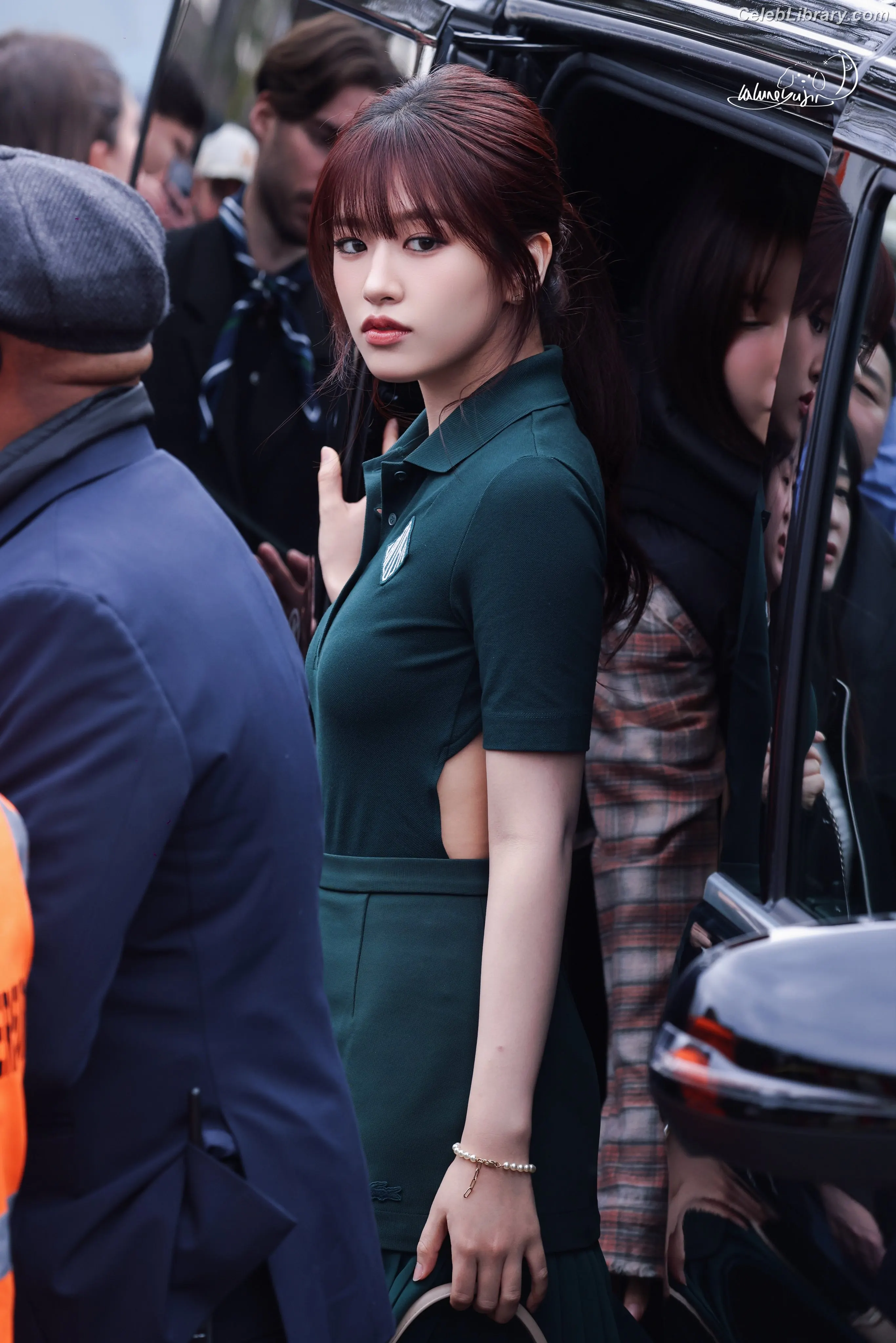 An Yujin photo 21 of 770