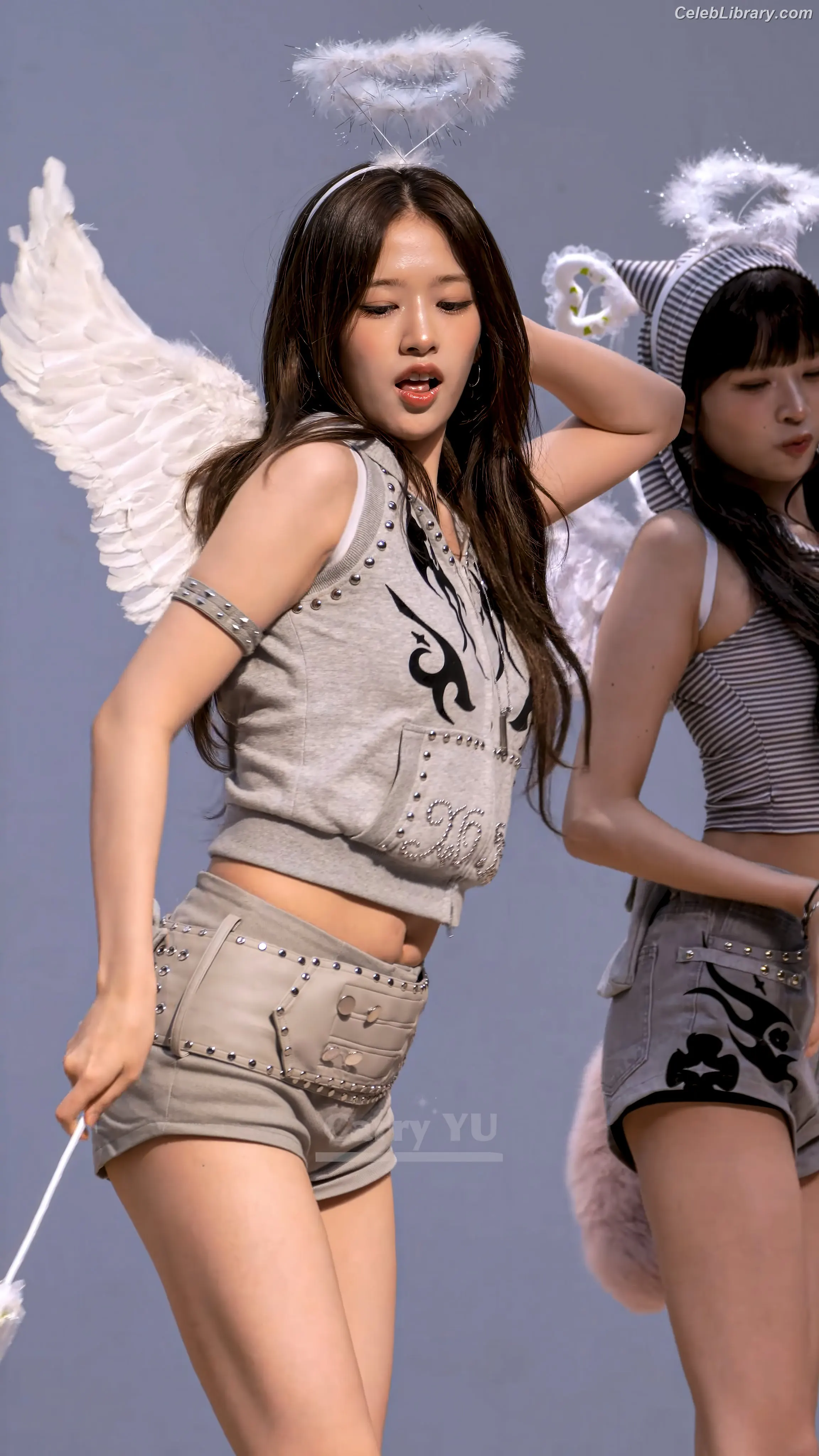 An Yujin photo 4 of 770