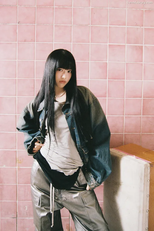An Yujin photo 10 of 771