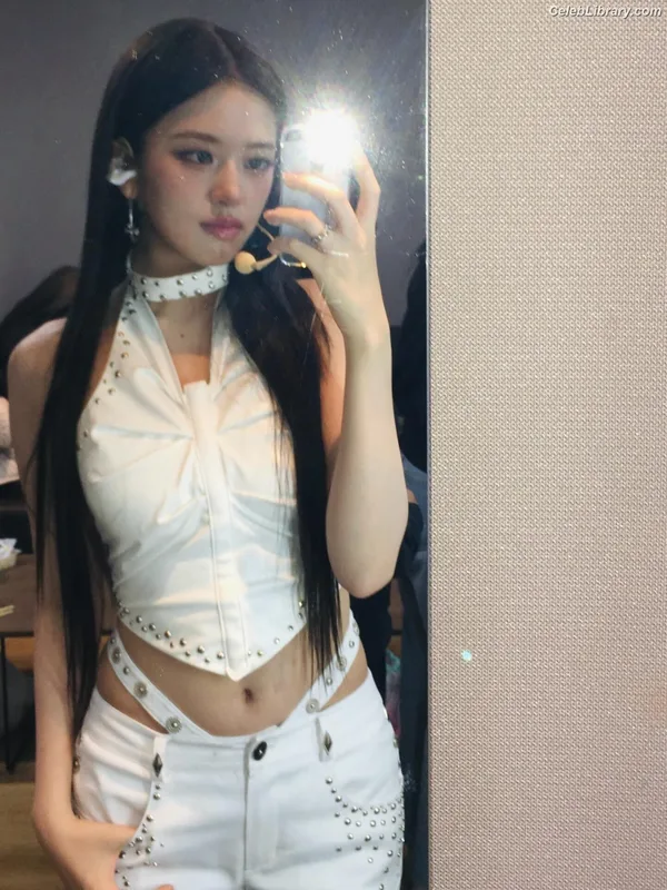 An Yujin photo 8 of 771