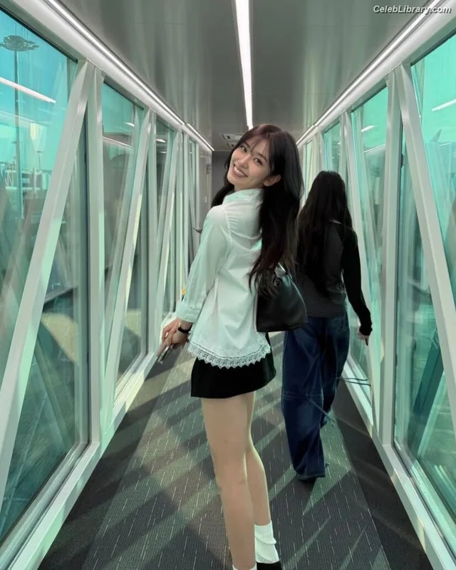 An Yujin photo 14 of 771