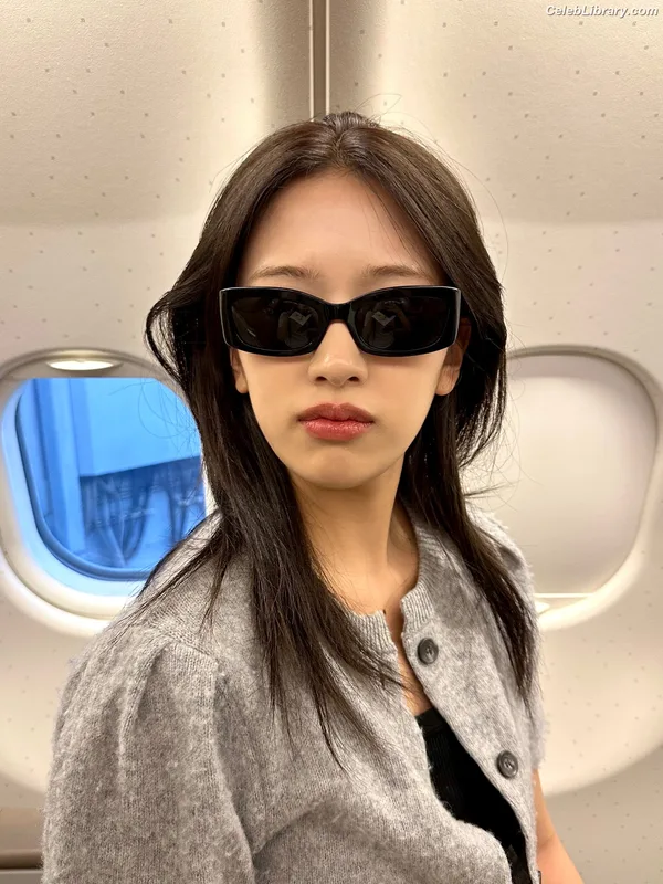 An Yujin photo 12 of 771