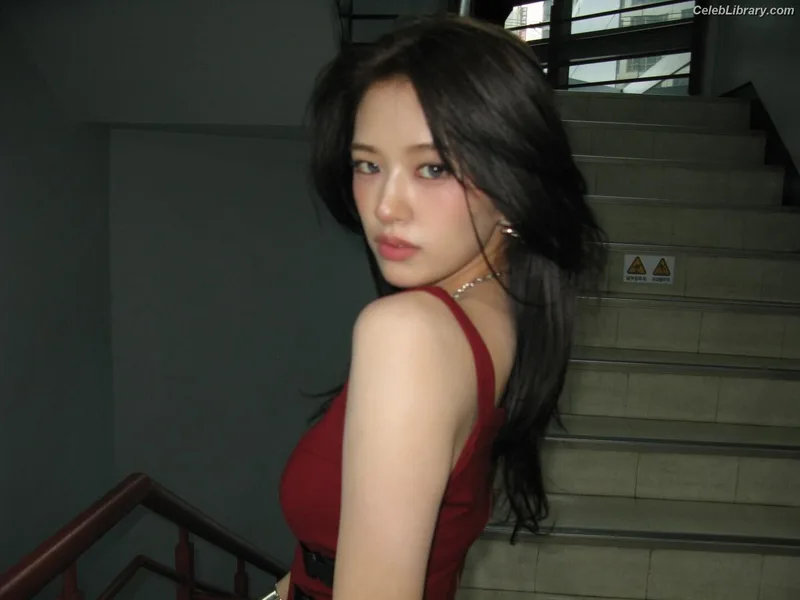 An Yujin photo 19 of 771