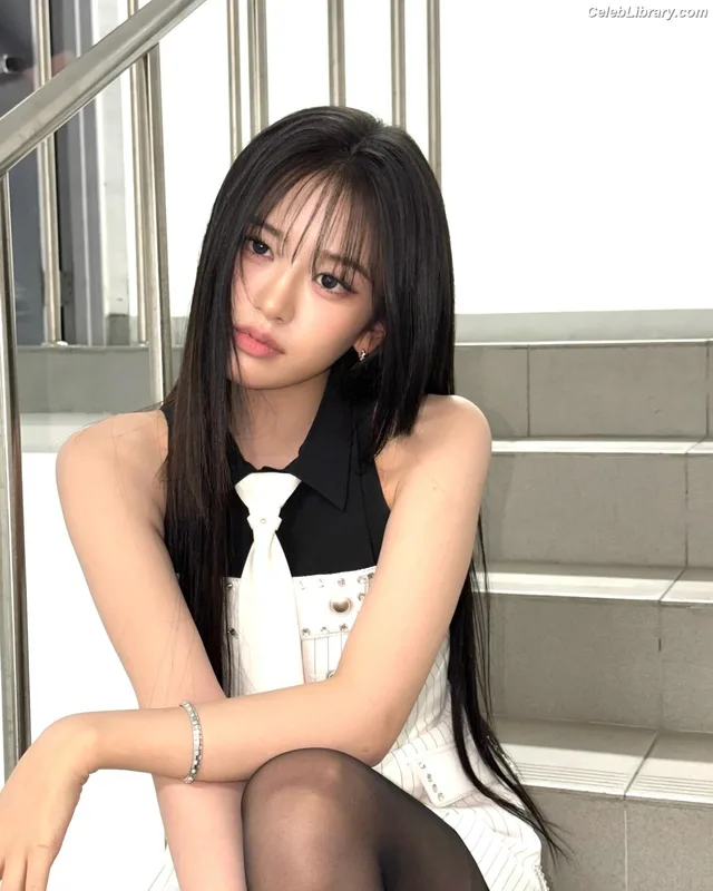 An Yujin photo 12 of 771
