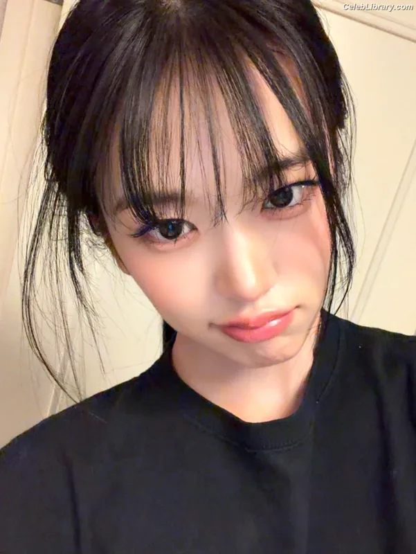 An Yujin photo 15 of 771