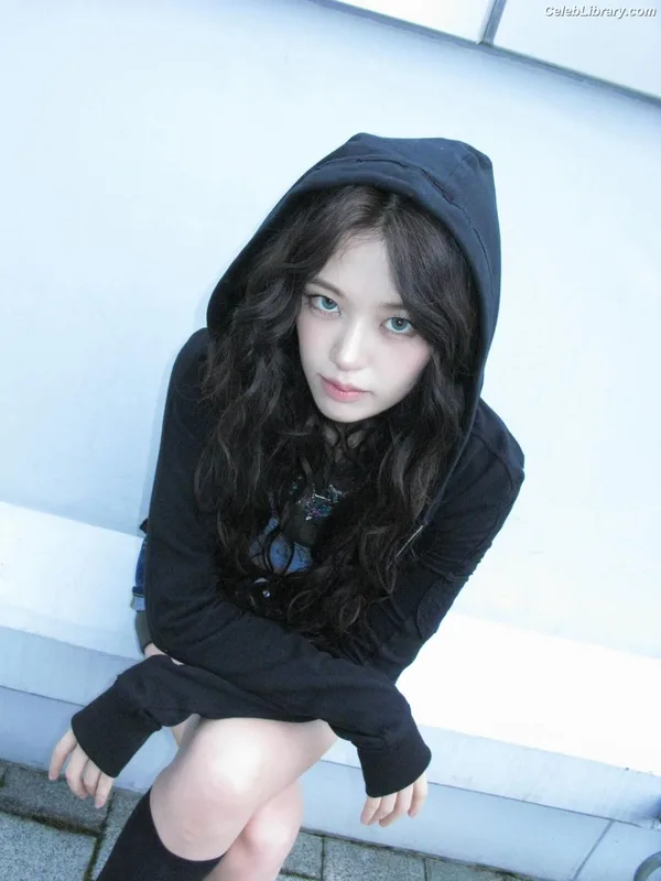 An Yujin photo 5 of 771